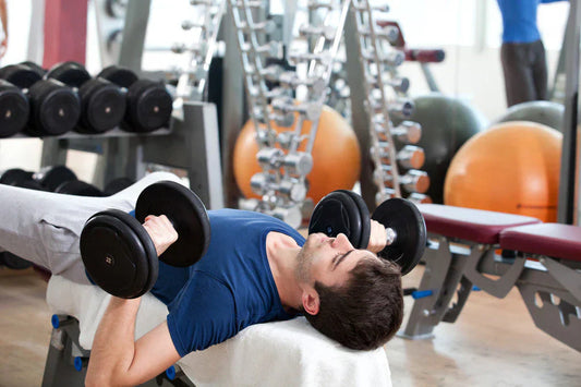 Do Dumbbells Improve Your Barbell Bench Press? A Complete Guide to Pressing Performance